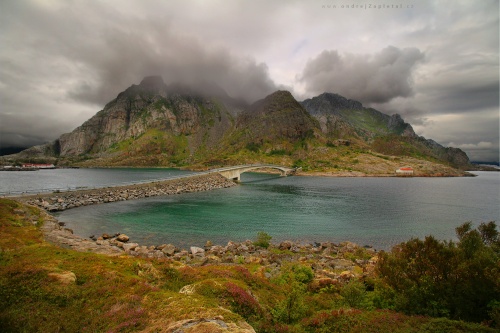 Photo: Engøysundet Bru